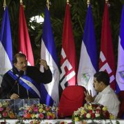 Ortega inicia su tercer período con su mujer como vicepresidenta