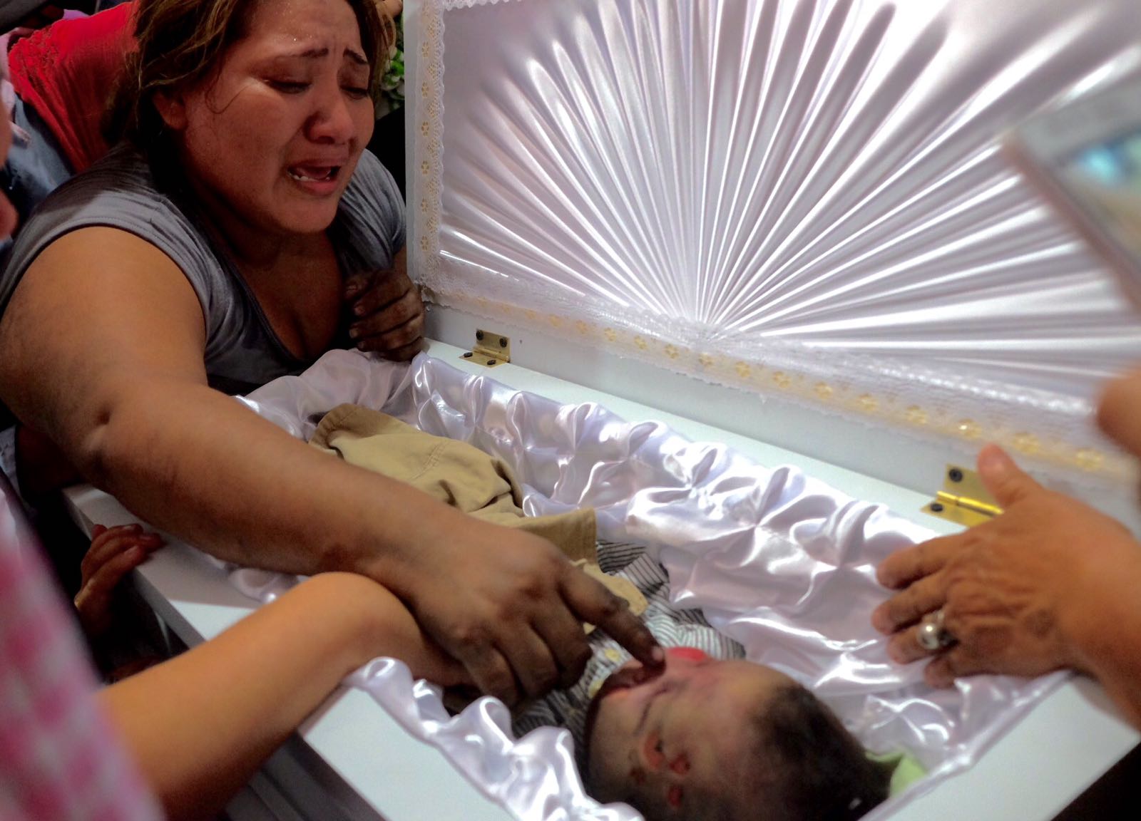 niño barrio carlos