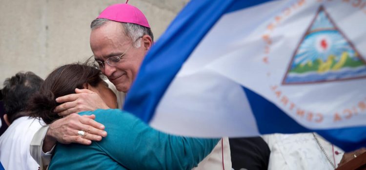 Quién es Silvio Báez el Obispo al que Ortega y Murillo planearon asesinar