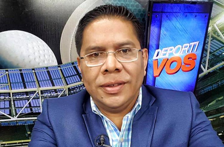 Periodista Miguel Mendoza asaltado por paramilitares
